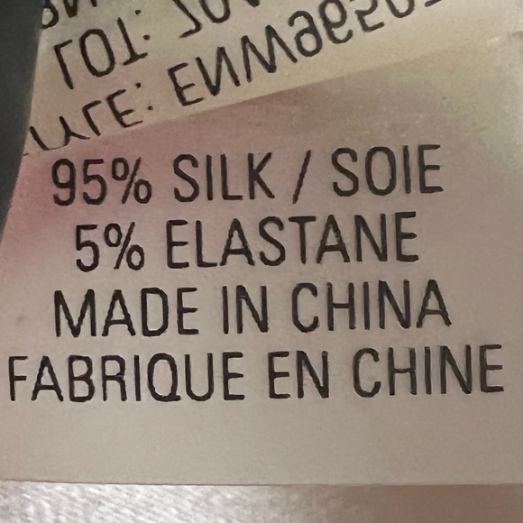 EUC | Elie Tahari | Silk Halter Top | Size Medium - Picture 7 of 7